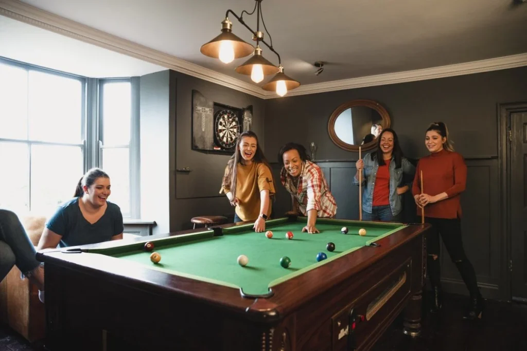 How to Choose an Ideal Pool Table for Your Sporty Home