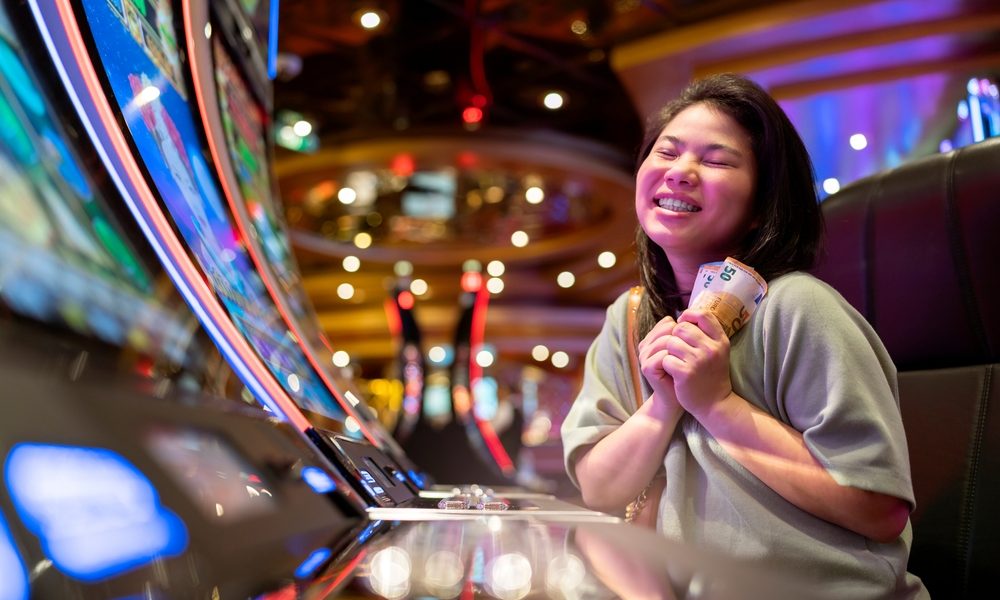 When should players try new online slot game releases?